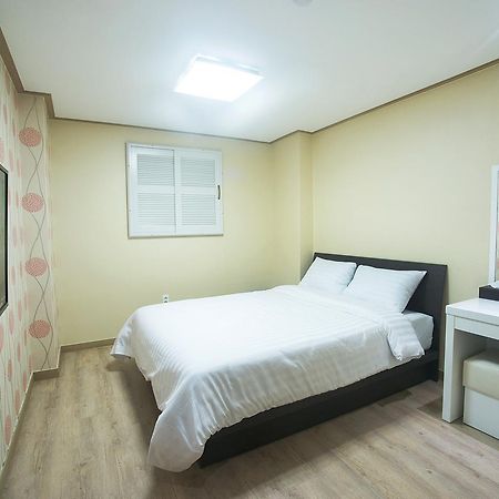 Orange Tree Hotel Jeju Buitenkant foto