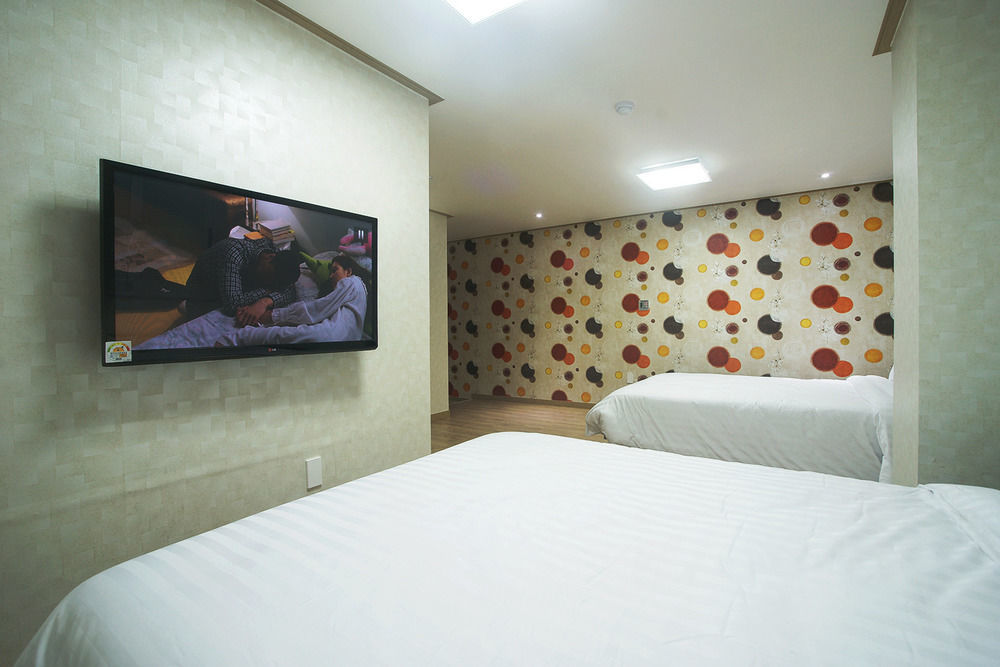 Orange Tree Hotel Jeju Buitenkant foto