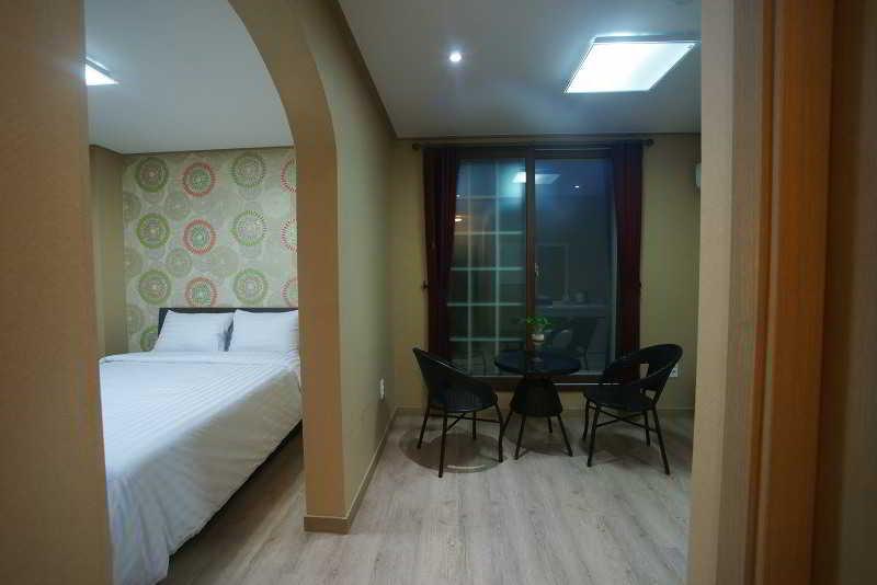 Orange Tree Hotel Jeju Buitenkant foto