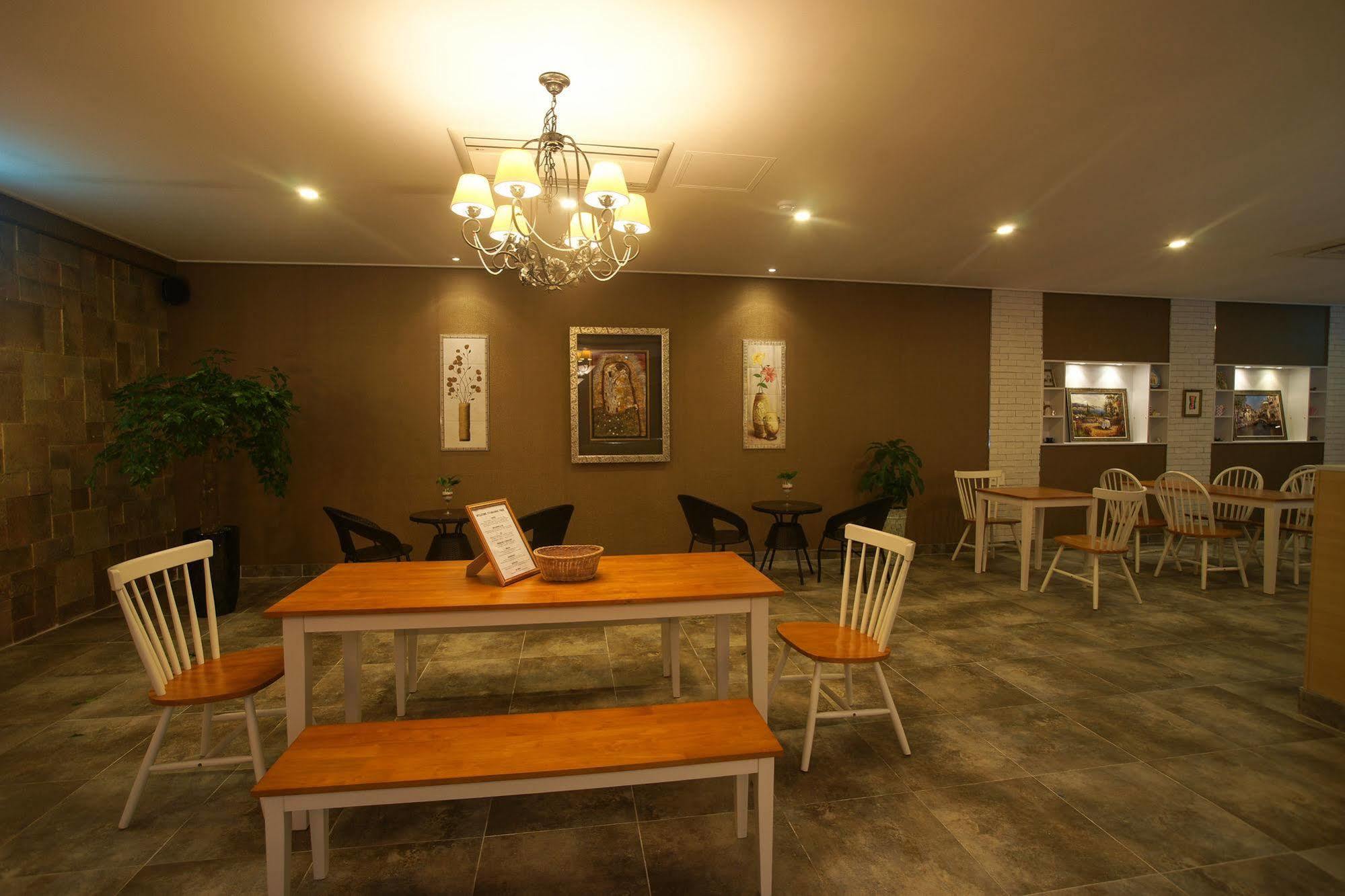 Orange Tree Hotel Jeju Buitenkant foto