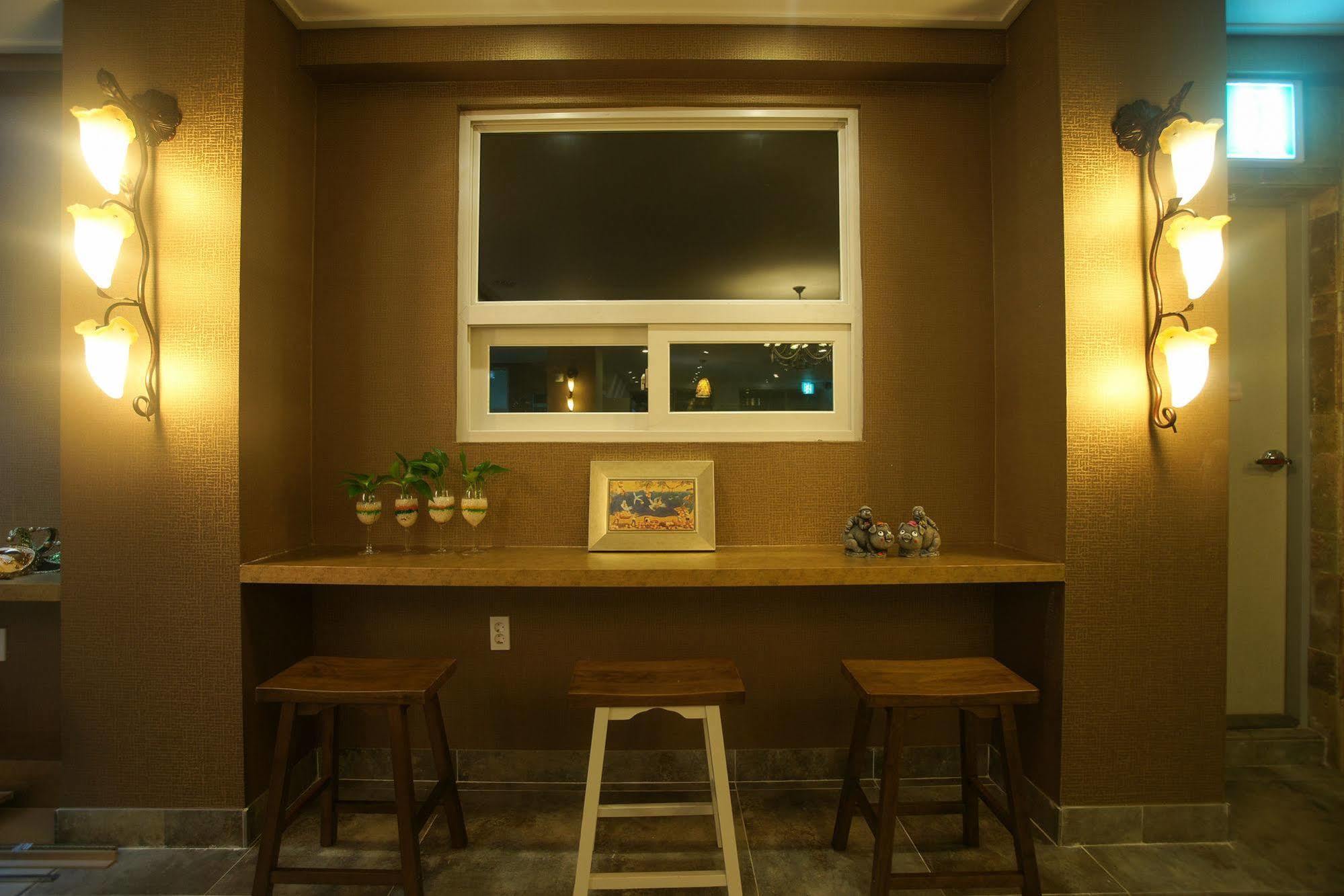 Orange Tree Hotel Jeju Buitenkant foto